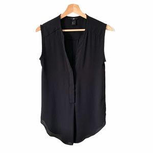 H&M Tunic style sleeveless blouse